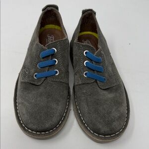Florsheim Gray Suede Kid’s Oxfords with Blue Laces Size 12M